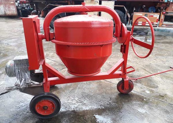 Máy trộn bê tông 250L